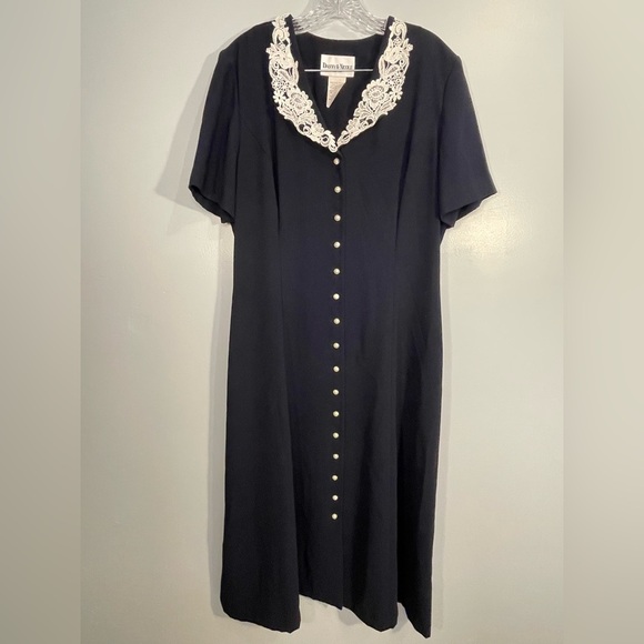 Vintage Danny and Nicole Dress Navy Blue Lace Collar Faux Pearl Button Size 14 - Picture 1 of 14
